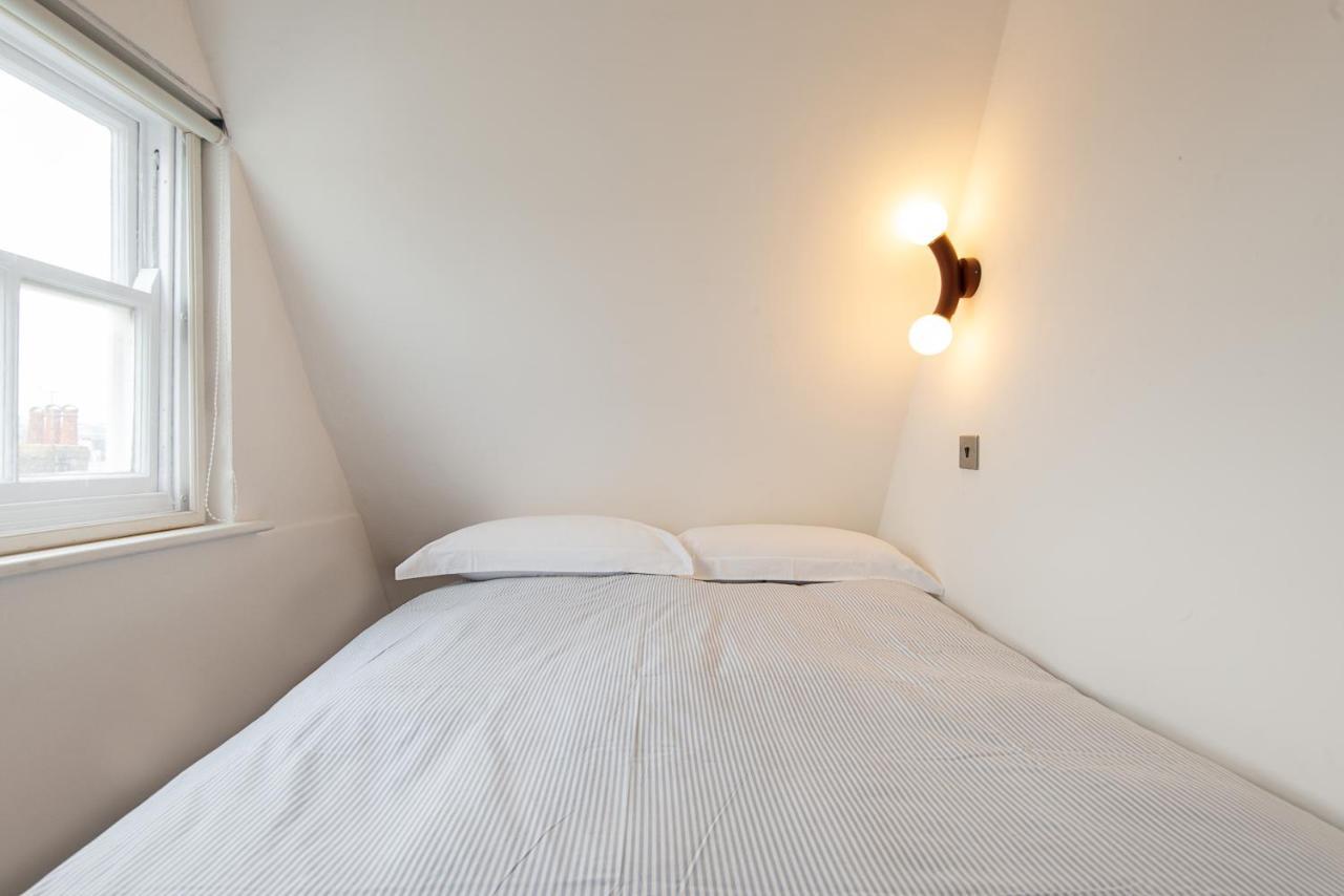 Newly Renovated One-bedroom, 99 Steps To The Sea