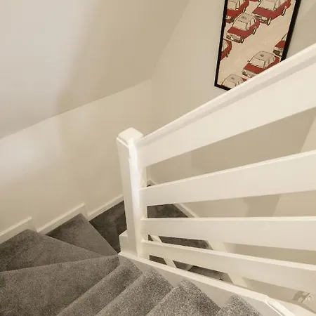 Newly Renovated Central One-Bedroom, 99 Steps To The Sea Brighton Exterior photo